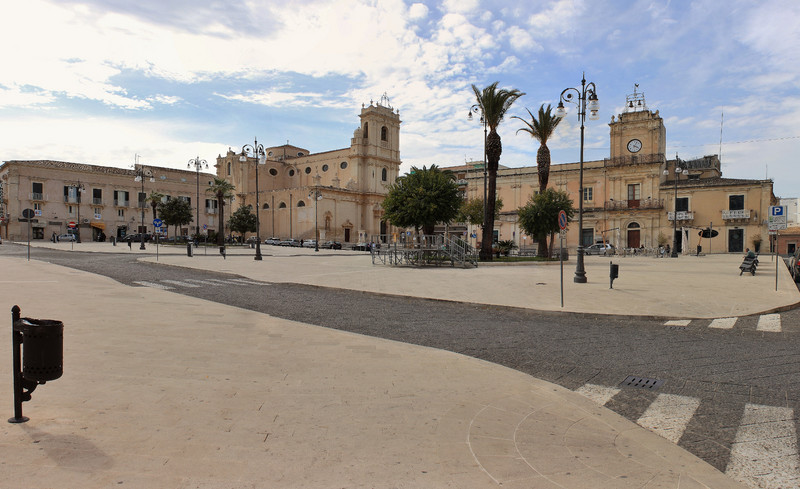 ''Piazza Umberto I'' - Avola