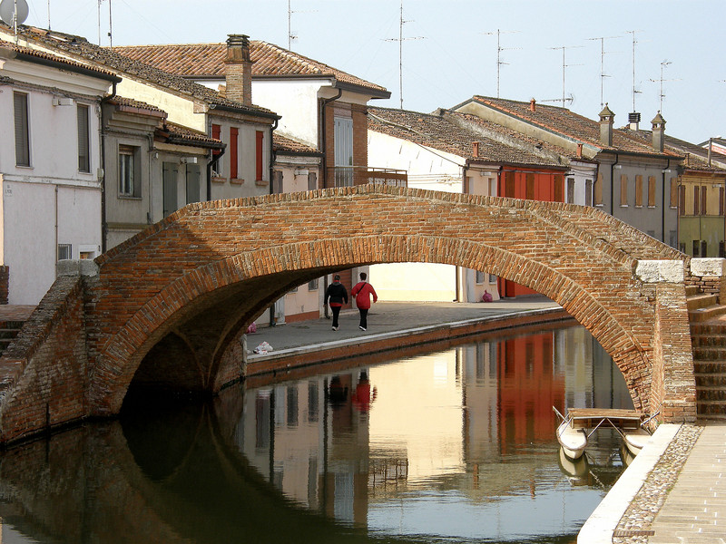 ''….la passeggiata…'' - Comacchio