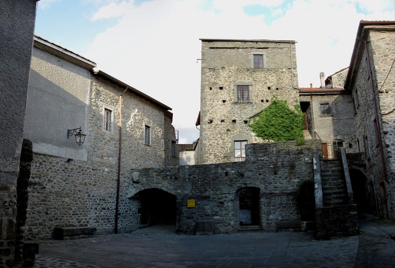 ''Piazza Santa Croce'' - Filattiera