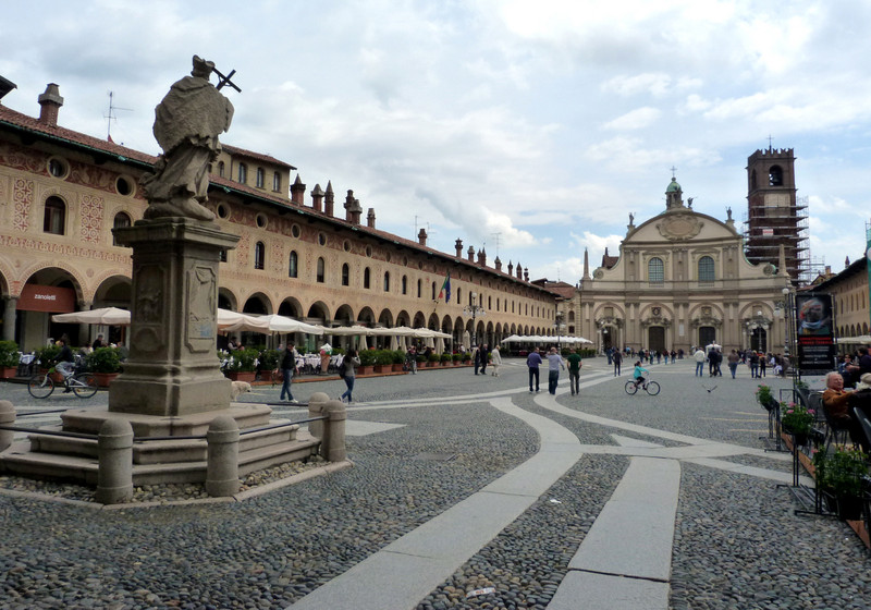 ''lavori in corso e brutto tempo…'' - Vigevano