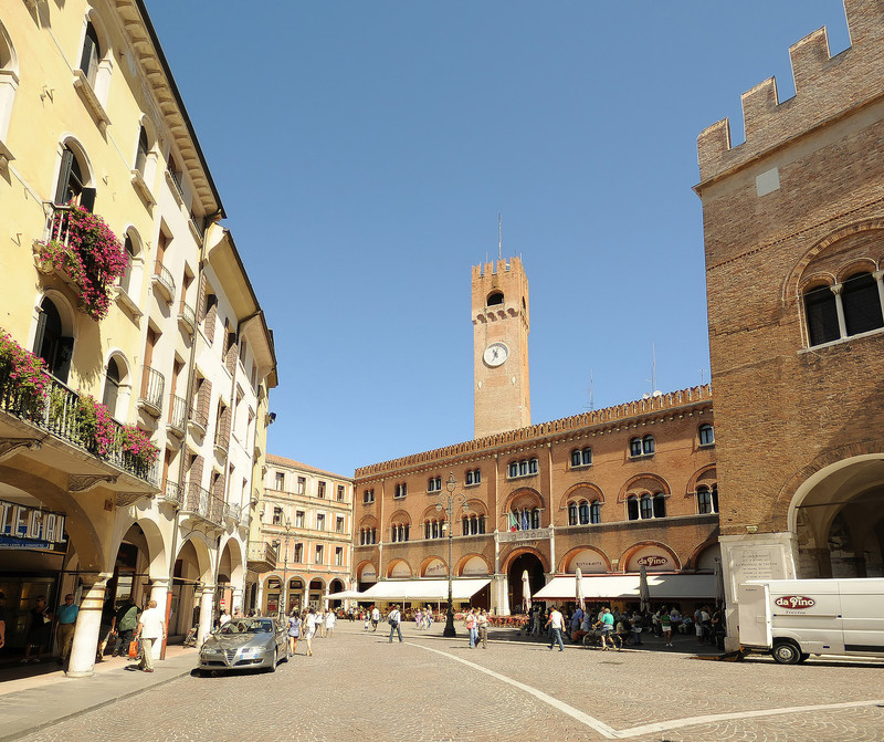''un’elegante piazza dei Signori'' - Treviso