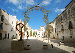 E’ festa in Piazza Colamussi