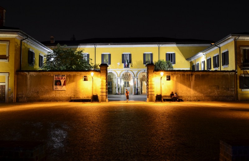 ''piazza castello'' - Cologno Monzese