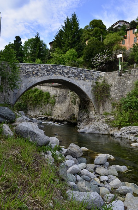 ''asso….lato'' - Asso