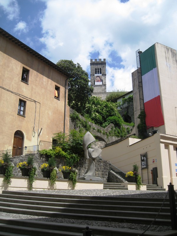 ''piazza del teatro'' - Barga
