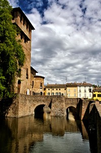Rocca – Ponte sul fossato