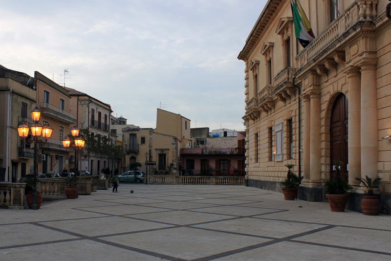 ''Piazza Filipo Crescimano'' - Melilli