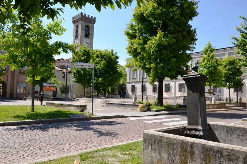 ''PiazzaSan Fedele'' - Calusco d'Adda