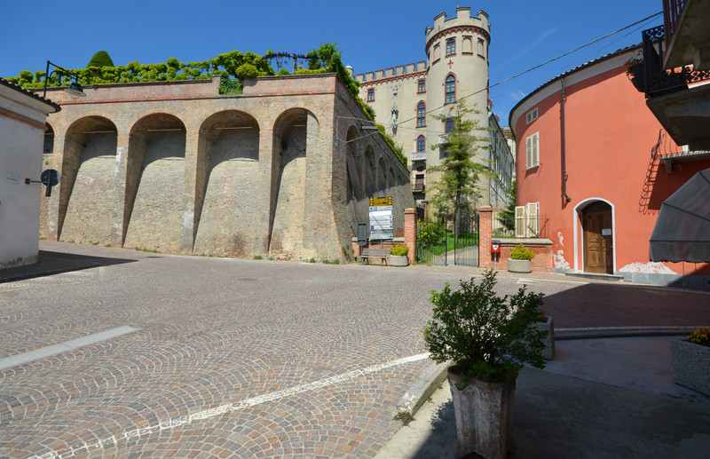 ''la Torre, le Mura, la Casa … Prendi tre e paghi una sola vista'' - Costigliole d'Asti