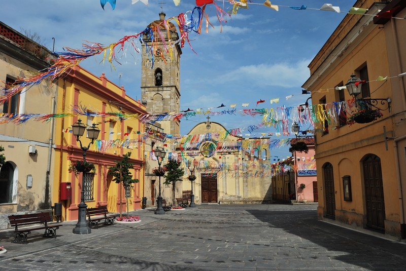 ''Vestita…per la festa!'' - Mogoro