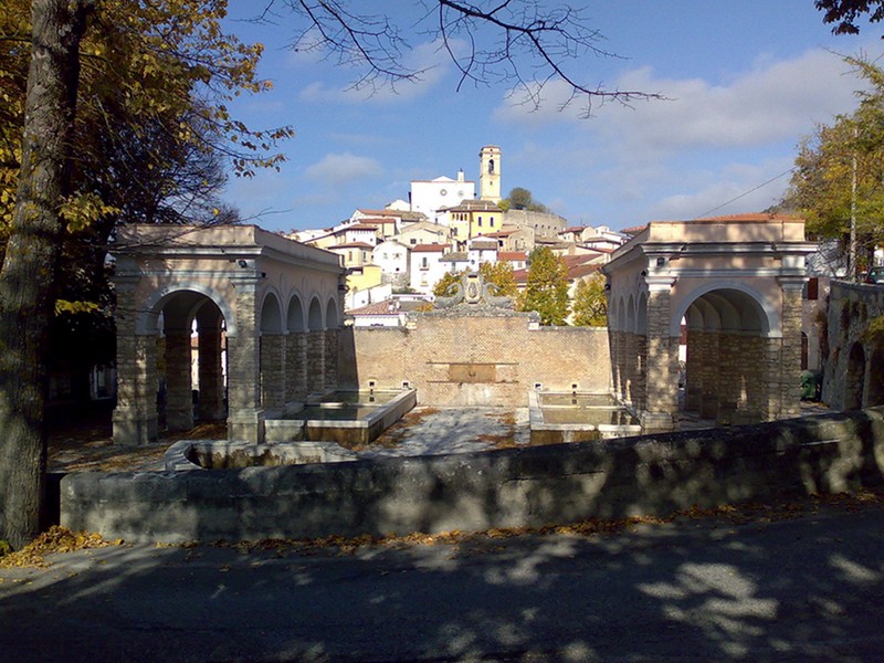 ''piazza della fontana,arrivando dalla stazione.'' - Goriano Sicoli