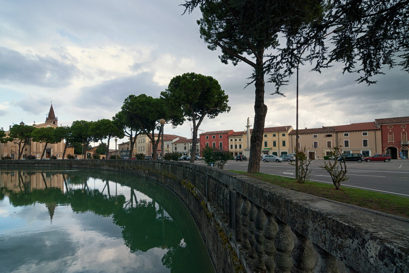 ''Piazza S.Toscana'' - Zevio
