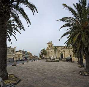 Piazza chiesa madre