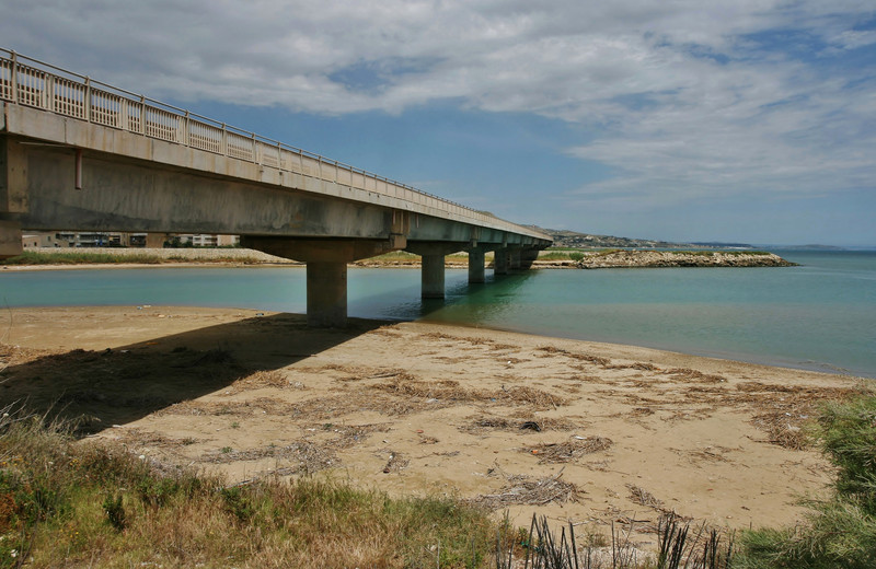 ''un ponte in città….anche se non sembra..'' - Licata