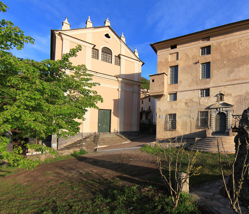 ''Una piazza…ruspante!'' - Rezzo