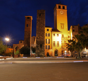 Piazza del Brandale in notturna