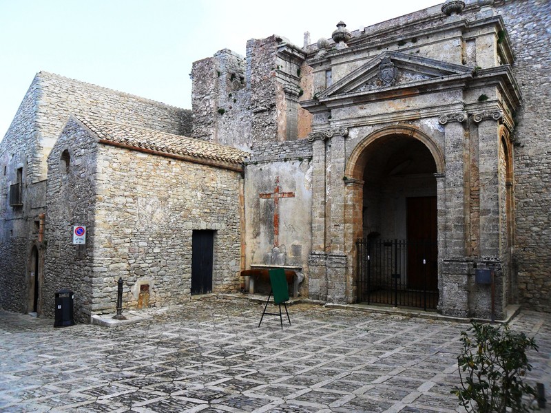 ''Una Piazza per San Domenico'' - Erice