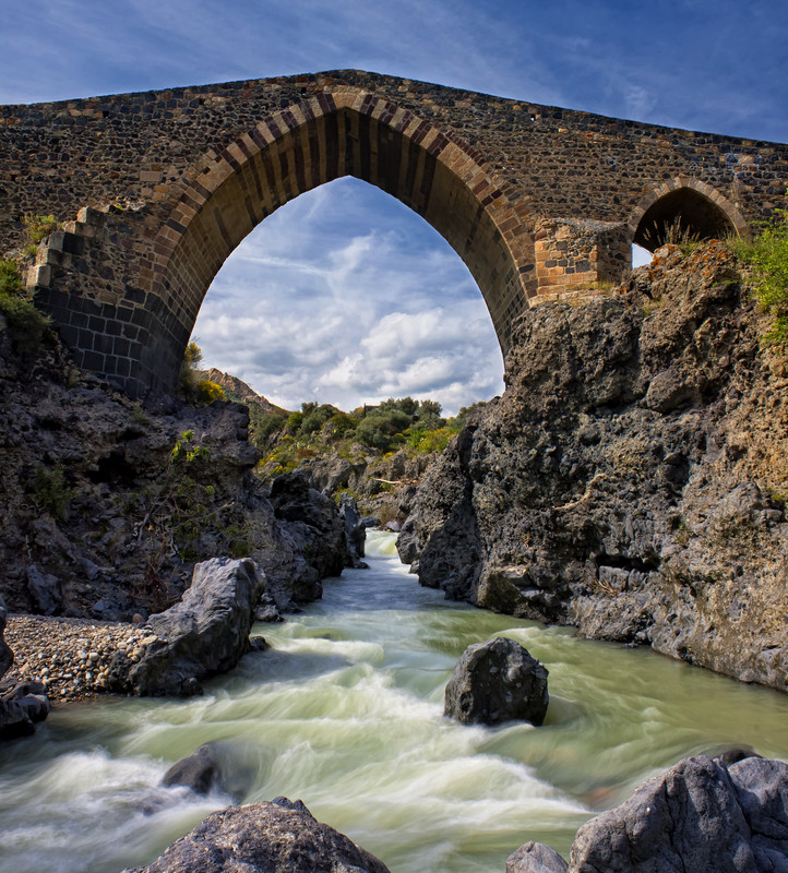 ''Setosi Flutti Saraceni'' - Adrano