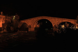 Ponte di Ganda by night