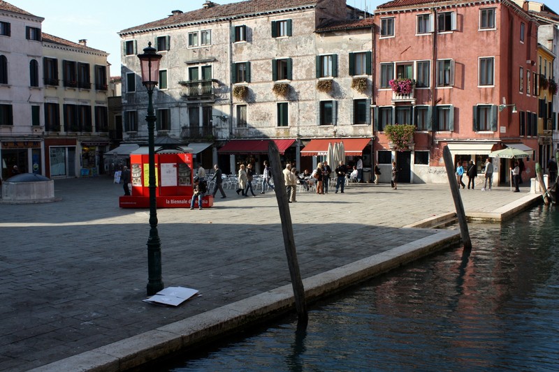 ''Il campo sul canale'' - Venezia