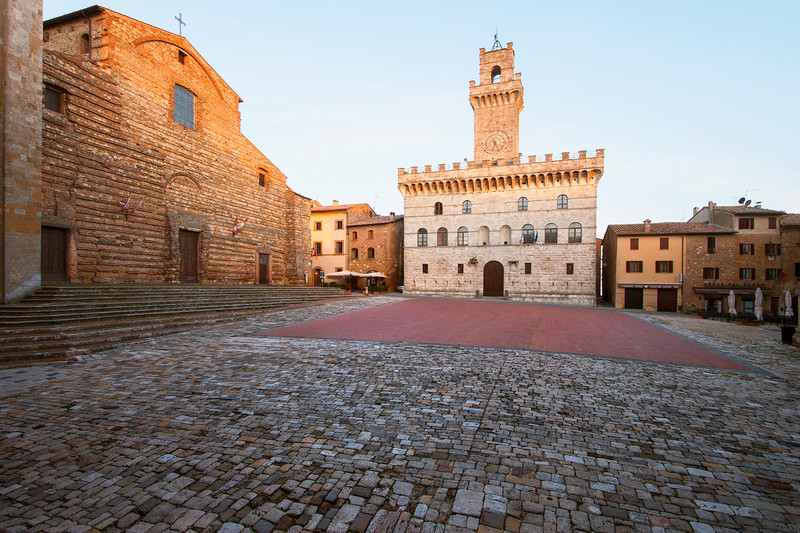 ''Piazza Grande all’alba'' - Montepulciano