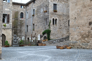 Piazza dell’artista Ambrosetti