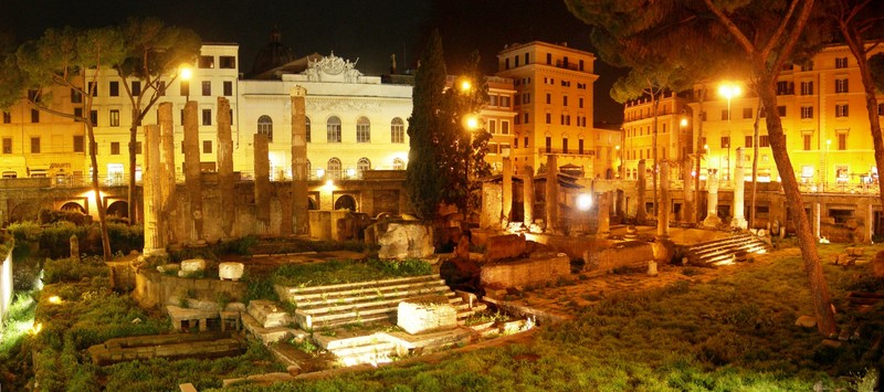 ''Largo di Torre Argentina'' - Roma