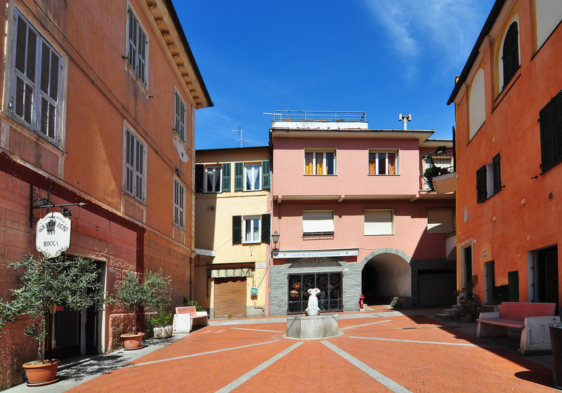''Piazza Mazzini – Colori di Liguria'' - San Lorenzo al Mare