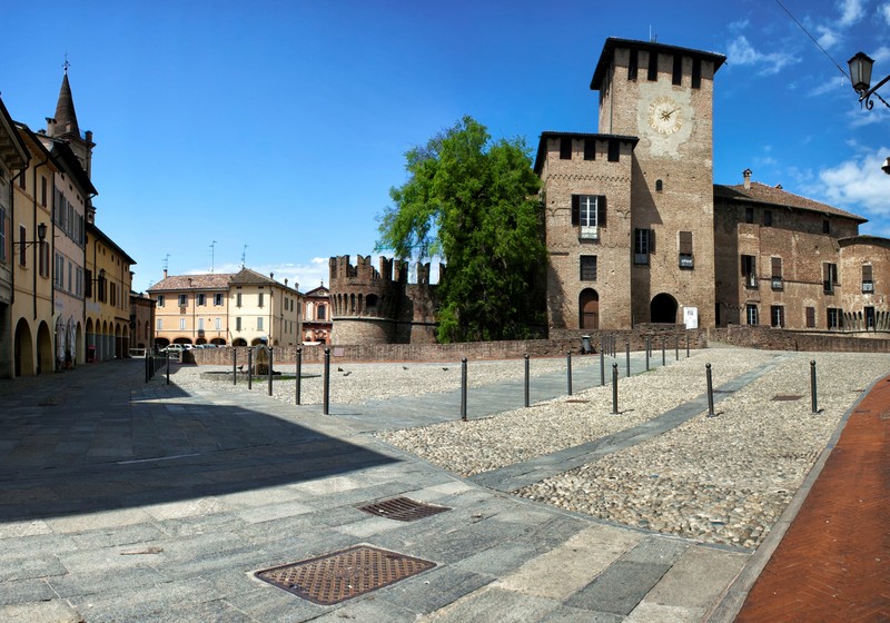 ''Piazza Matteotti e Rocca'' - Fontanellato