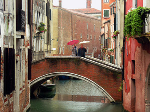 Gita a Venezia, su e giù sui ponti