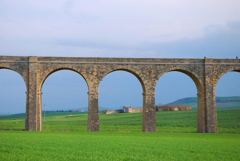 ''In mezzo alla Murgia.'' - Spinazzola