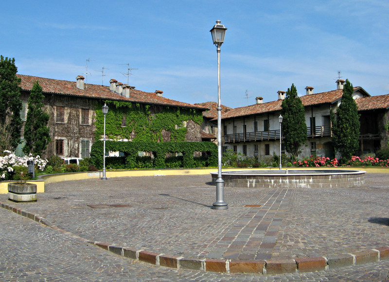 ''Piazza Roma'' - Truccazzano
