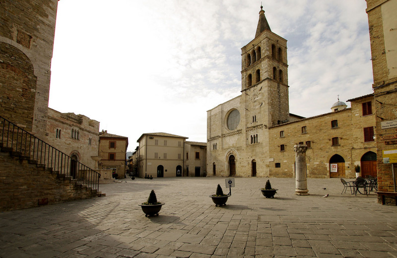 ''Tutti in fila'' - Bevagna