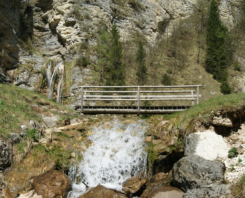 ''Solo il mormorio dell’acqua'' - Castello Tesino