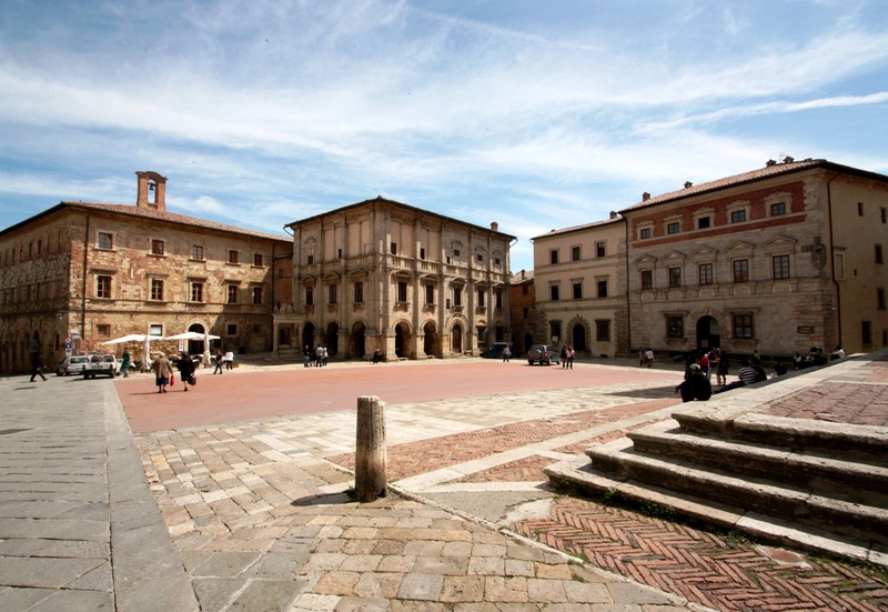 ''…chi lo ha lasciato lì in mezzo…'' - Montepulciano