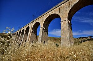 ponte ferroviario xirbi