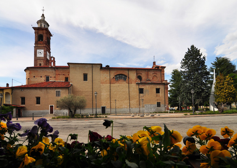 ''Piazza tra le viole del pensiero'' - San Giusto Canavese