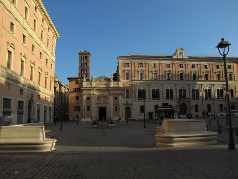 ''La piazza rinnovata'' - Roma