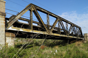 Joppolo – Ponte ferroviario in ferro