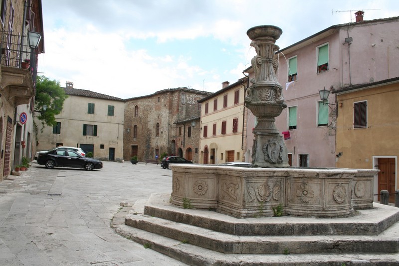 ''Piazza del Grano'' - Asciano