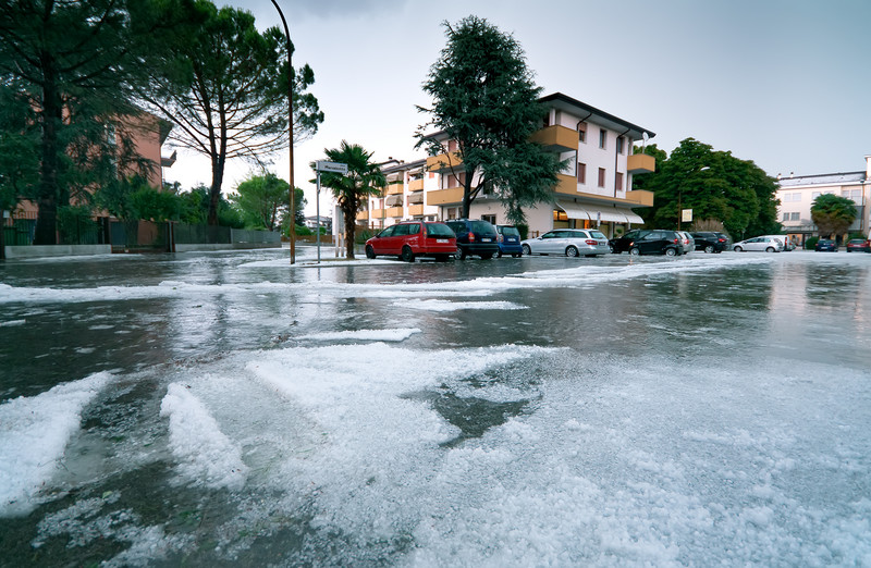 ''Piazza Marzabotto dopo la grandinata'' - Dolo