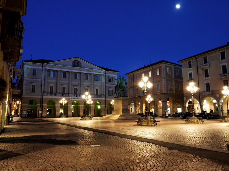 ''baciato da Selene….'' - Casale Monferrato