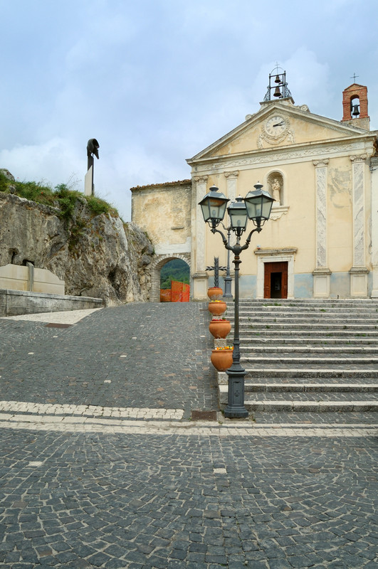 ''Ai piedi della Rocca'' - Macchiagodena