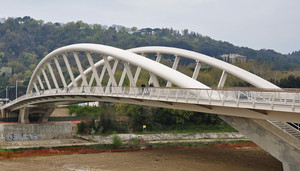 un ponte moderno