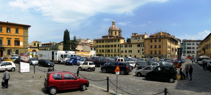 ''Piazza o parcheggio?'' - Firenze