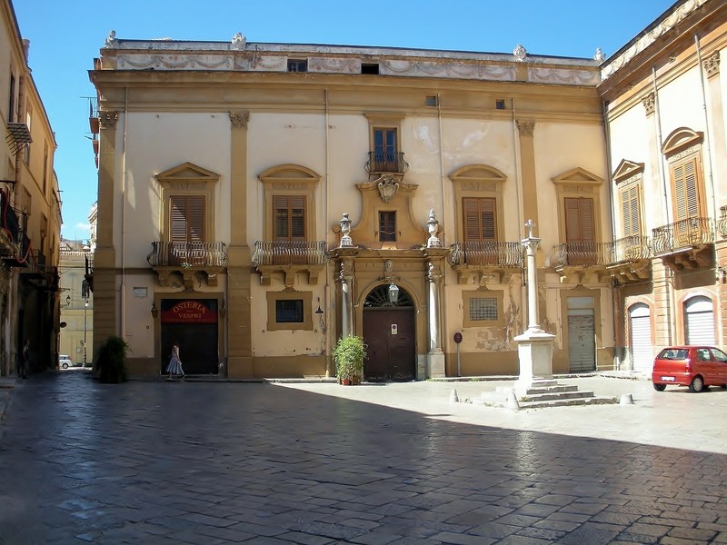 ''Piazza Croce dei Vespri'' - Palermo
