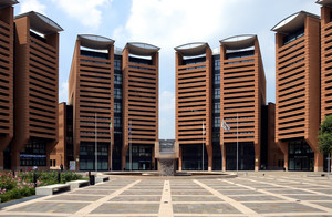 Come enormi porta-cd