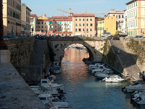 Ponte sul Fosso Reale