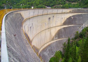 Lago di Pietra del Pertusillo