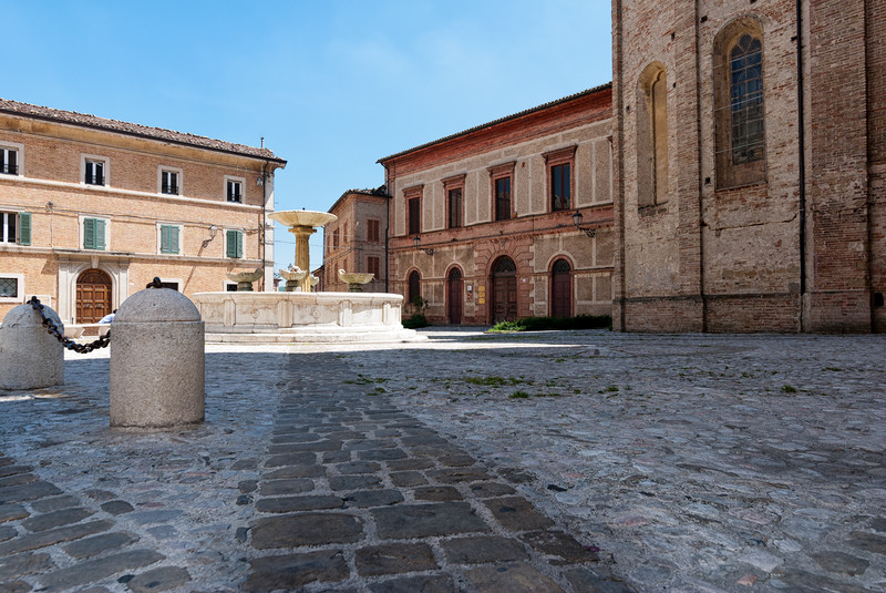 ''In ginocchio per te'' - Tolentino